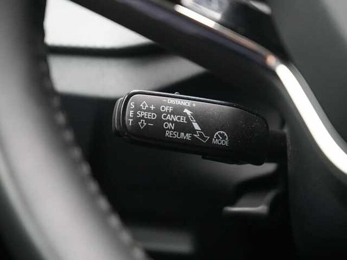 SKODA SCALA SHZ ACC LED PDC