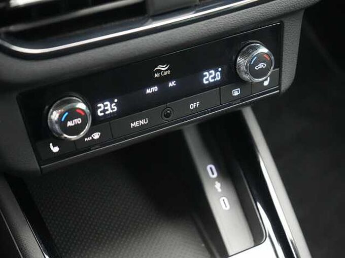 SKODA SCALA ACC LED SHZ PDC