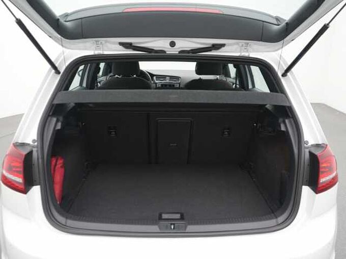 Volkswagen Golf VII GTI DSG LED SHZ PDC