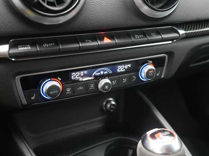 Audi RS3 RAUTE VIRT MATRIX LEDER ACC PDC SHZ