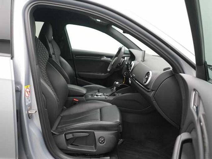 Audi RS3 RAUTE VIRT MATRIX LEDER ACC PDC SHZ