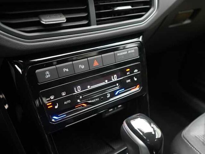 Volkswagen T-Cross R-Line DSG APP CONNECT LED SHZ PDC VIRT