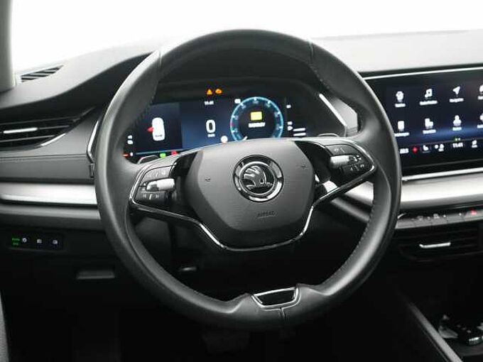 SKODA OCTAVIA Combi iV DSG NAVI AHK VIRT SHZ LED APP