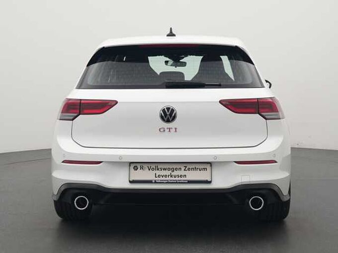 Volkswagen Golf VIII PDC DSG VIRT APP LED