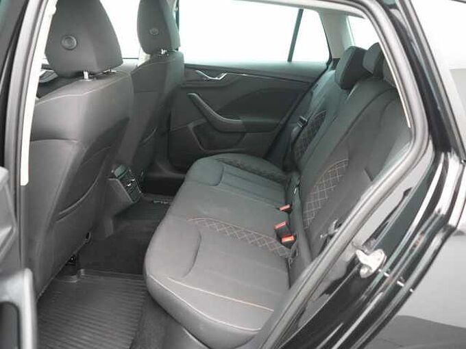 SKODA SCALA Tour DSG SHZ KLIMA PDC ACC VIRT APP