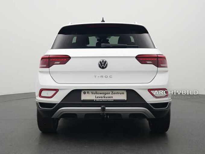 Volkswagen T-Roc R-Line DSG SHZ PDC APP NAVI ACC AHK LED