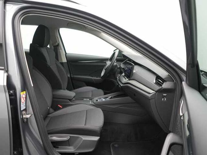 SKODA OCTAVIA Combi iV DSG NAVI VIRT SHZ LED APP PDC