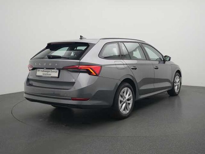 SKODA OCTAVIA Combi iV DSG NAVI VIRT SHZ LED APP PDC