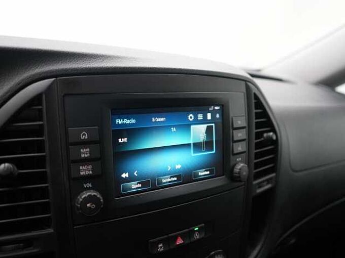 Mercedes-Benz Vito 116 Kasten NAVI SHZ LED AHK FLÜGELTÜR