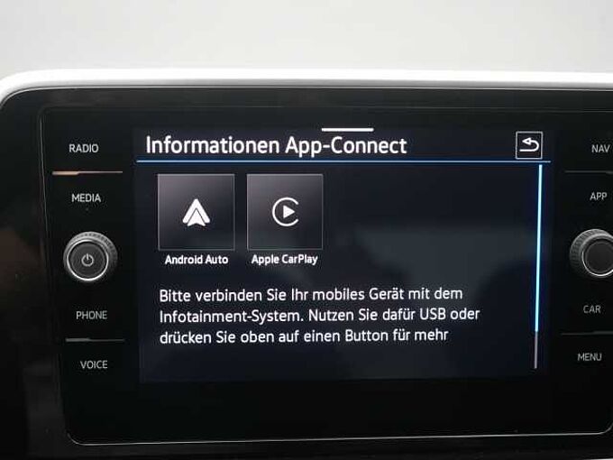 Volkswagen T-Roc R-Line DSG AHK ACC NAVI VIRT KAM LED APP