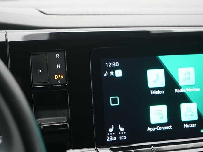 Volkswagen T7 Multivan eHybrid Life DSG AHK NAVI VIRT APP