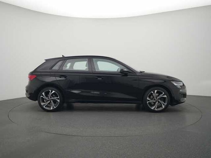 Audi A3 s-tron VIRT NAVI SHZ LED