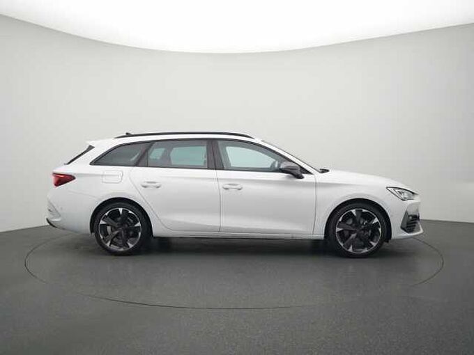 CUPRA Leon ST DSG CARPLAY LED ACC SHZ VIRT NAVI VIRT