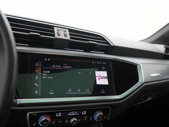 Audi Q3 S line STRON AHK PANO KAM NAVI VIRT ACC APP