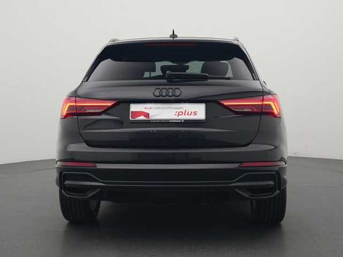 Audi Q3 S line STRON AHK PANO KAM NAVI VIRT ACC APP