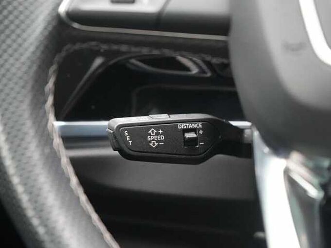 Audi Q3 S line STRON AHK PANO KAM NAVI VIRT ACC APP