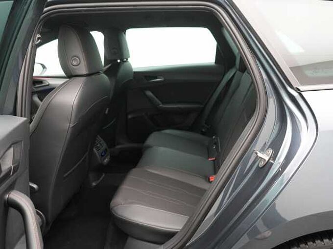 CUPRA Leon ST DSG CARPLAY LED ACC PDC SHZ KAM VIRT