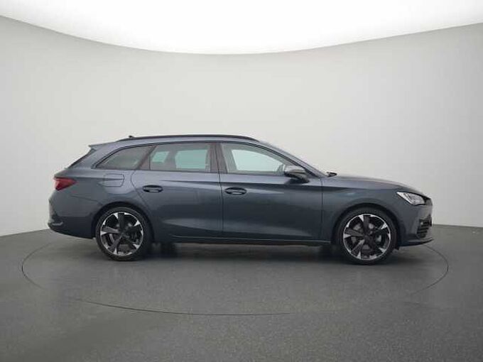 CUPRA Leon ST DSG CARPLAY LED ACC PDC SHZ KAM VIRT