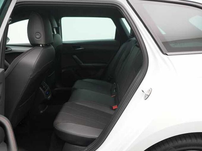 CUPRA Leon VIRT DSG SHZ LED ACC KAM PDC