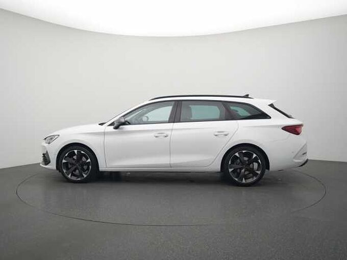 CUPRA Leon VIRT DSG SHZ LED ACC KAM PDC