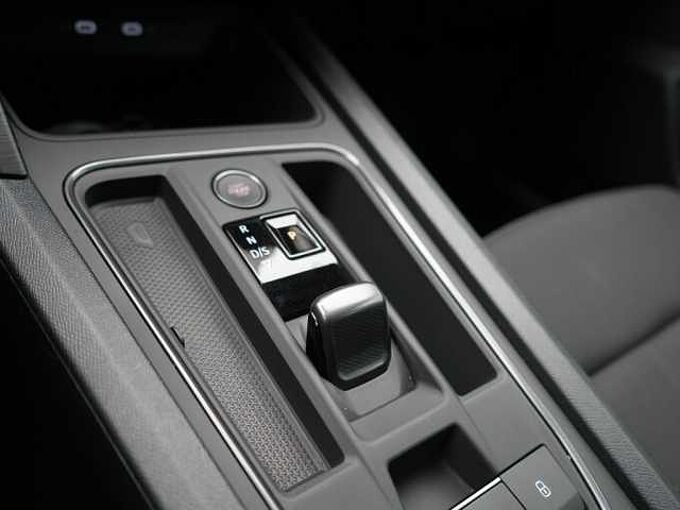 CUPRA Leon VIRT DSG PDC LED SHZ ACC