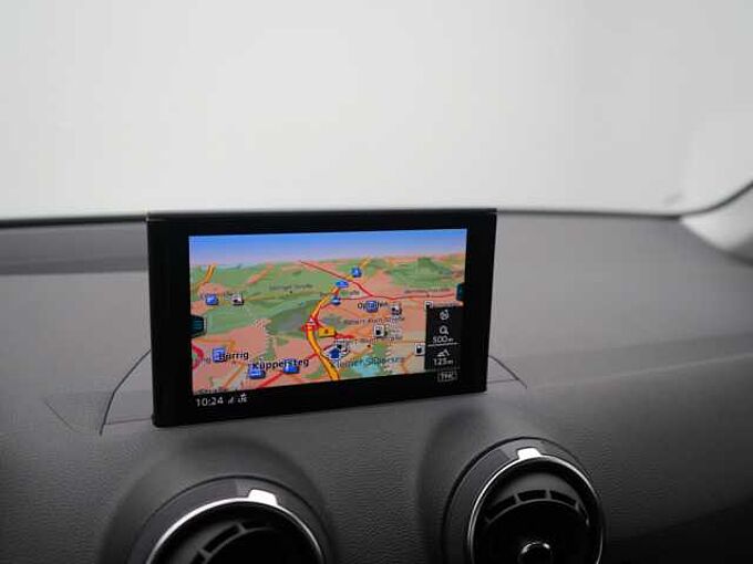 Audi Q2 Sport quattro S TRON NAVI SHZ PDC