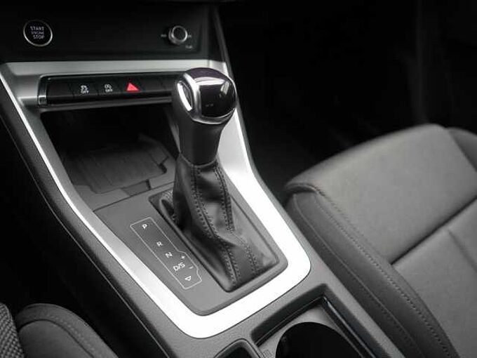 Audi Q3 advanced S TRON AHK NAVI VIRT LEDER