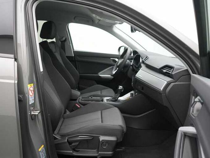 Audi Q3 advanced S TRON AHK NAVI VIRT LEDER