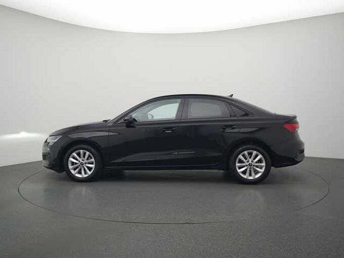 Audi A3 Limousine 30 ACC B&O KAM SHZ LED