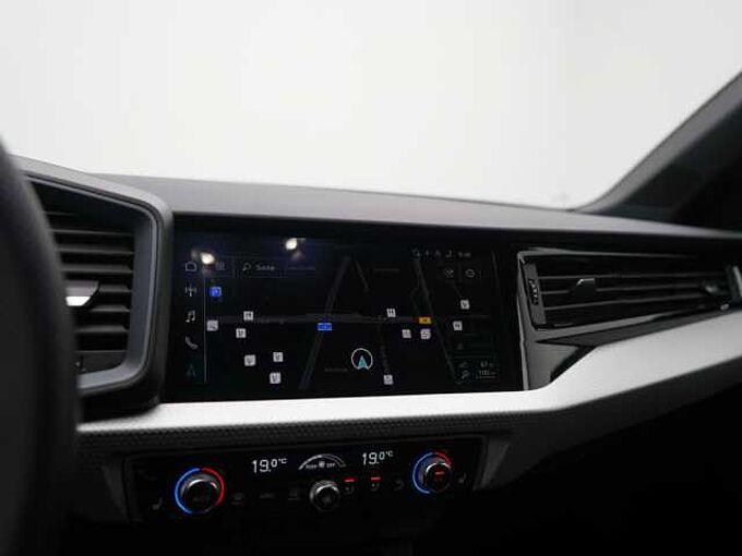 Audi A1 S TRON VIRT ACC LED KAM SHZ