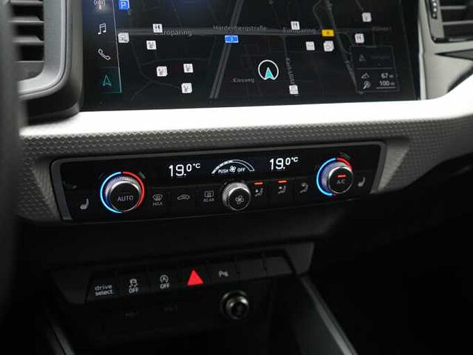 Audi A1 Sportback 35 S line ACC NAVI KAM SHZ PDC