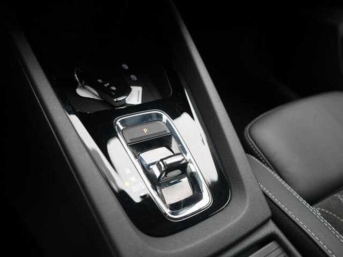 SKODA OCTAVIA Combi RS DSG ACC NAVI AHK KAM SHZ MEMORY