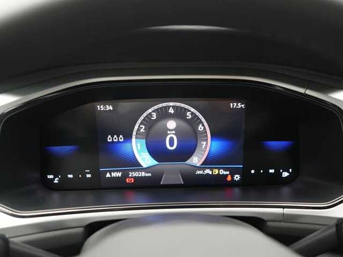 Volkswagen T-Roc Life NAVI VIRT APP AHK SHZ LED PDC