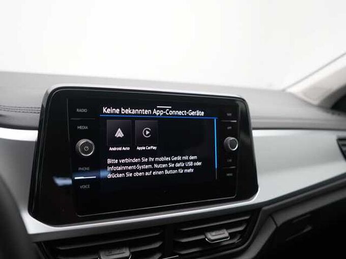 Volkswagen T-Roc Life NAVI VIRT APP AHK SHZ LED PDC