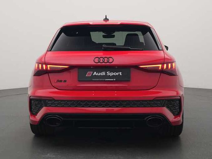 Audi RS3 Sportback SPORTABGASANLAGE KAM APP SHZ