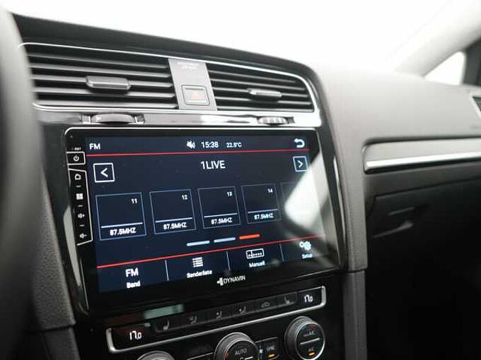 Volkswagen Golf VII LEDER LED PDC SHZ KLIMA