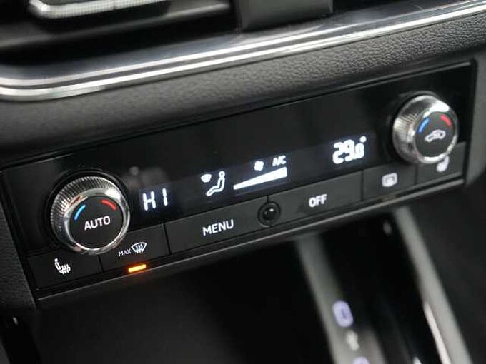 SKODA KAMIQ Clever APP CONNECT SHZ PDC KAM KLIMA