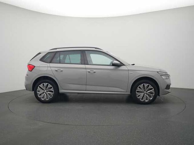 SKODA KAMIQ Clever APP CONNECT SHZ PDC KAM KLIMA