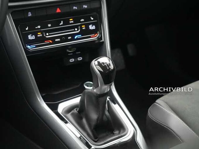 Volkswagen T-Roc Style CARPLAY LENKRADHZ VIRT LED ACC SHZ