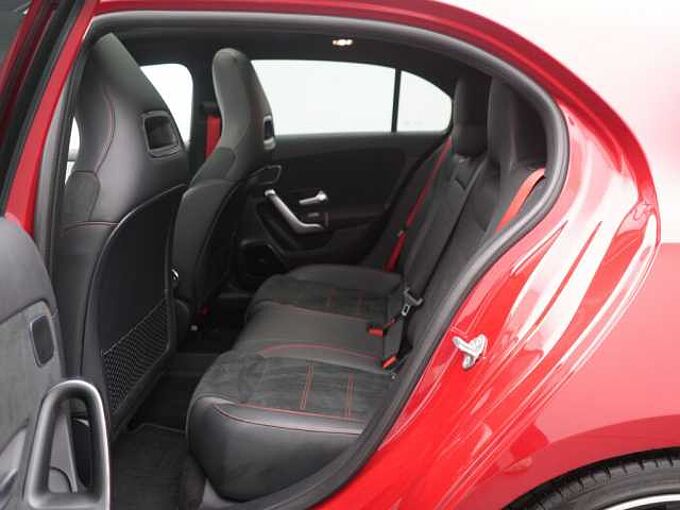 Mercedes-Benz A 35 AMG PANO SHZ AHK MEMORY LED