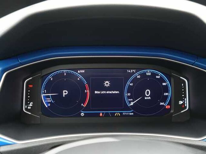 Volkswagen T-Roc KLIMA KAM SHZ PDC ACC AID