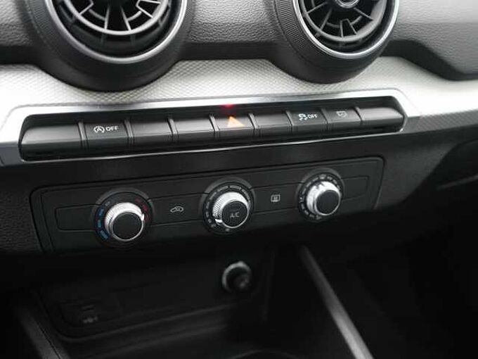 Audi Q2 35 advanced STRONIC LED NAVI KLIMA