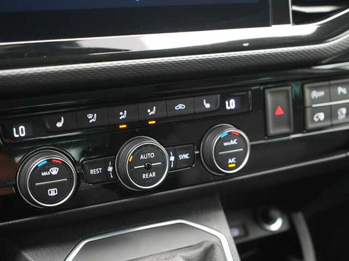 Volkswagen T6.1 Multivan Generation Six 2xSCHIEBETÜR AHK