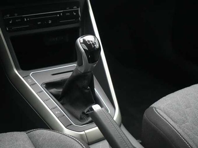 Volkswagen Taigo Move VIRT APP SHZ LED PDC PORT NAVI