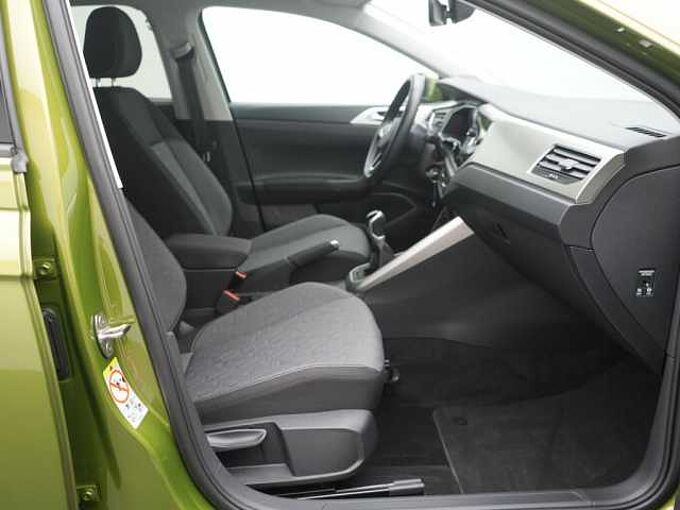 Volkswagen Taigo Move PORT NAVI VIRT SHZ LED PDC APP