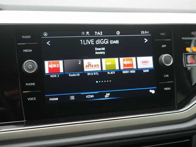 Volkswagen Taigo Move PORT NAVI VIRT SHZ LED PDC APP