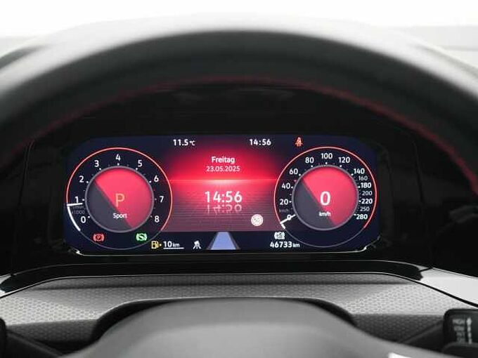 Volkswagen Golf VIII MATRIX KAM SHZ PDC ACC