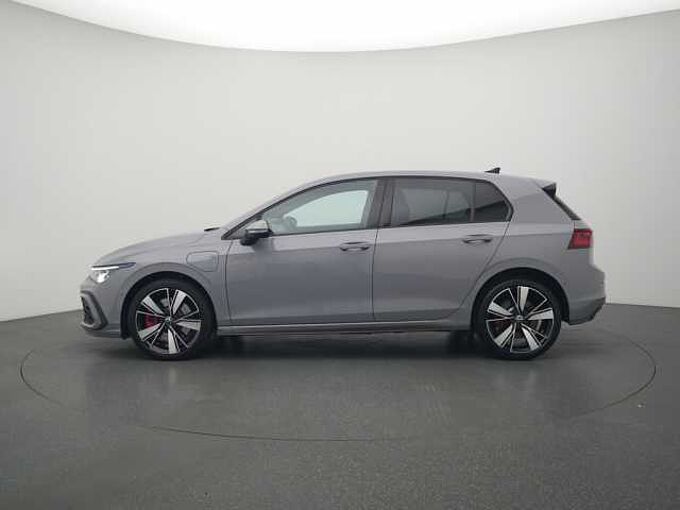 Volkswagen Golf VIII GTE DSG MATRIX HUD NAVI VIRT KEYLESS