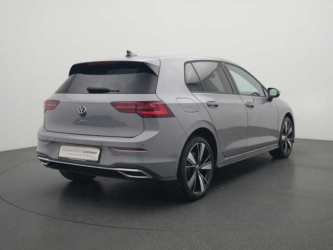 Volkswagen Golf VIII GTE DSG MATRIX HUD NAVI VIRT KEYLESS