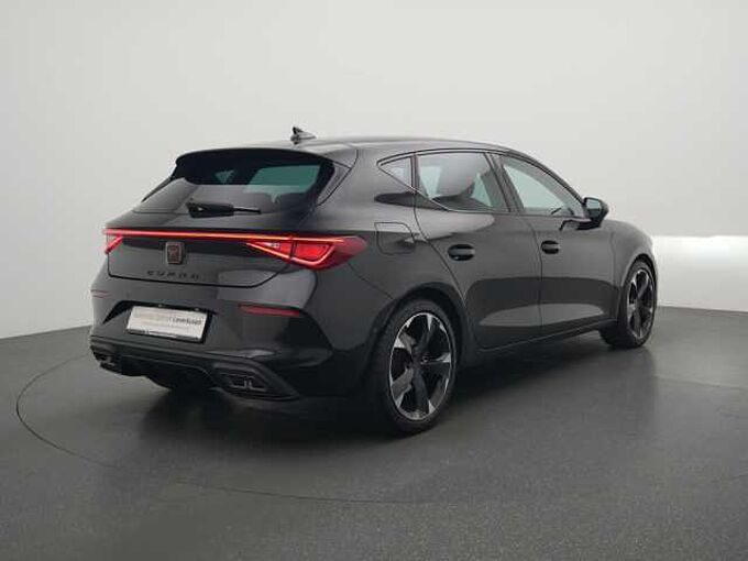 CUPRA Leon KAM LEDER ACC DCC LED SHZ APP VIRT PDC